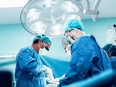 Doctors in surgery room - Patient Safety as a Priority in Medical Devices