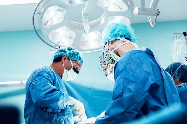 Doctors in surgery room - Patient Safety as a Priority in Medical Devices